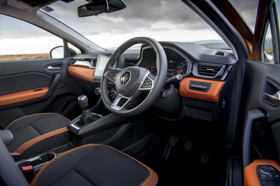 Интерьер Renault Captur Iconic 2019 года  (UK) (фото 19 из 40)